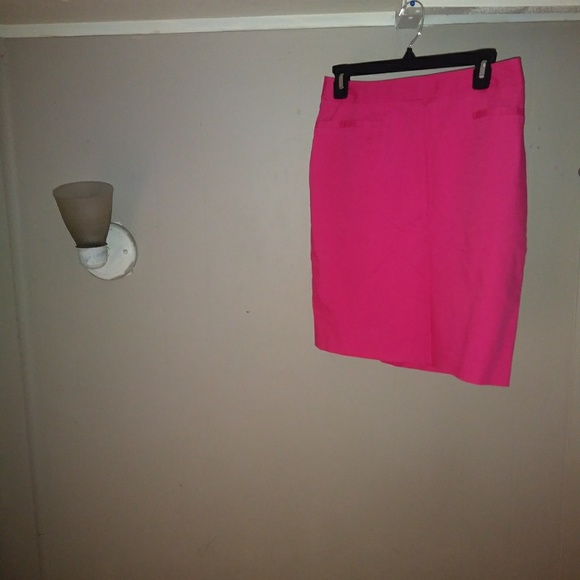 Pink Midi Skirt - Picture 2 of 4